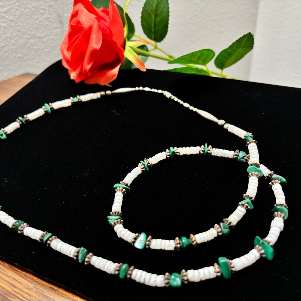 Vtg 70’s Sterling Puka Shell Malachite Necklace | Boho Southwestern Style